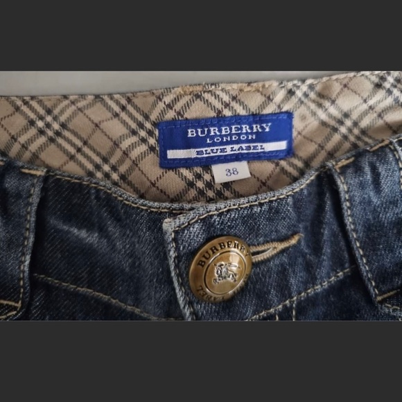 Authentic Burberry denim shorts size 38 - Picture 2 of 11
